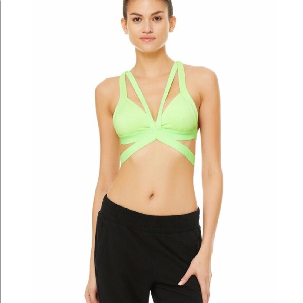 Alo Yoga | Nadi Bra in Neon Lime